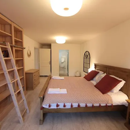 L'escalier Du Chateau T4 Duplex 9 Couchages Apartment Annecy